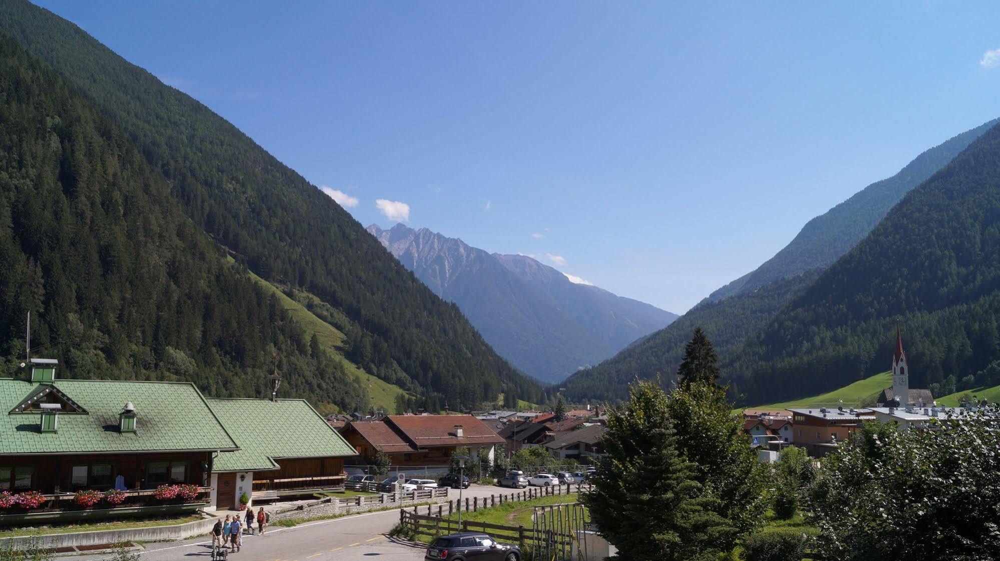 Hotel Schwarzbachhof Lutago Exteriér fotografie